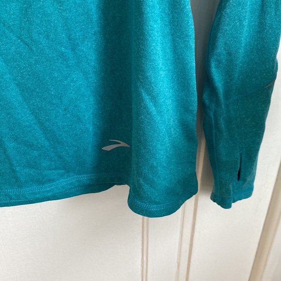 Brooks Half Zip Running Shirt - Picture 5 of 8